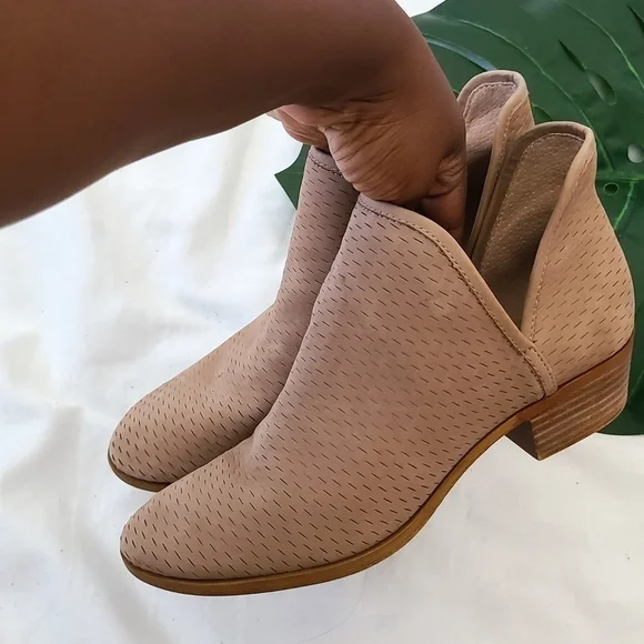 Lucky brand slip on booties - Picture 7 of 9